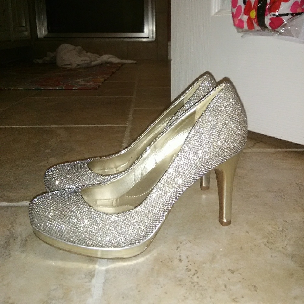 Bandolino heels